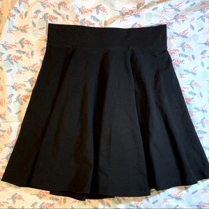 H&M Pleated Mini Skirt NWoT